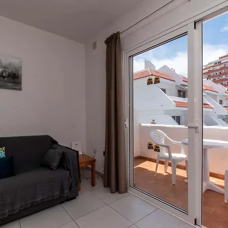 Floritas 24 - One Bed With Pool View *