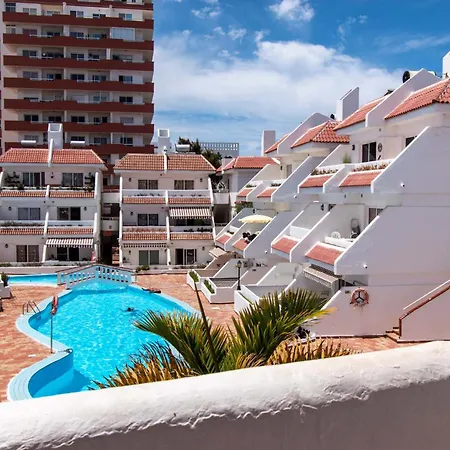Floritas 24 - One Bed With Pool View *
